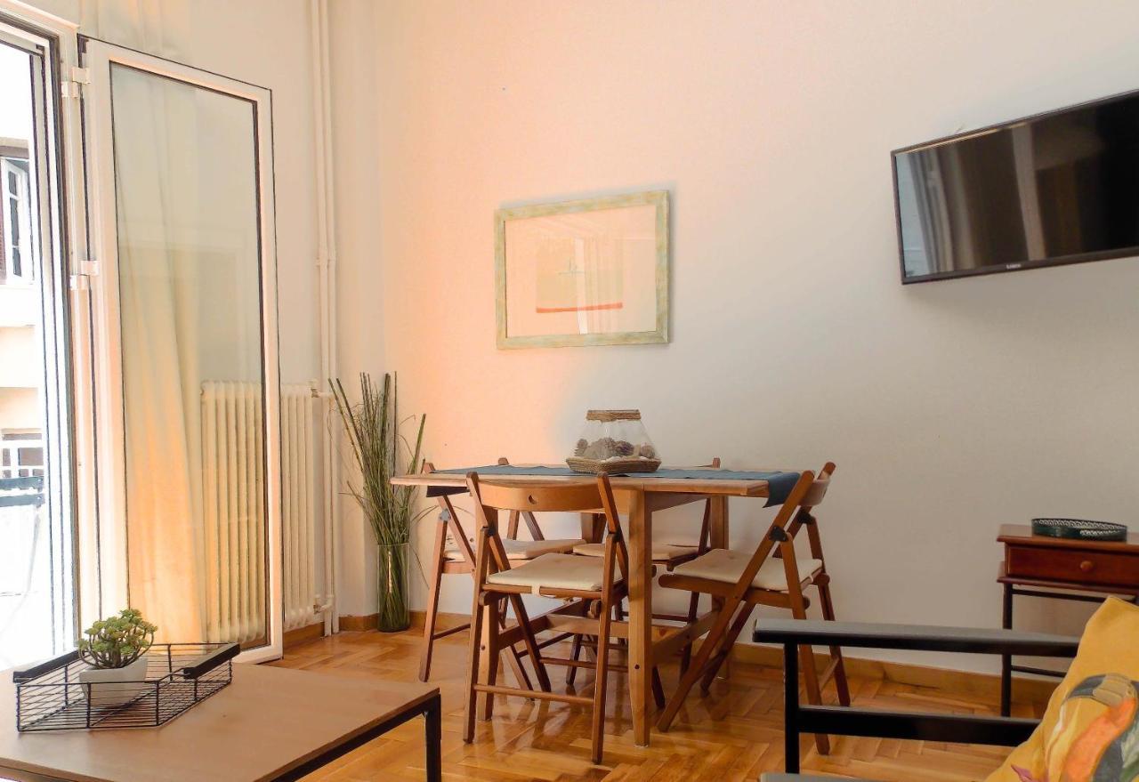 Cozy Plaka Apartment Atenas Exterior foto